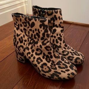 ⭐️ Leopard / Cheetah Cropped Booties Size 8